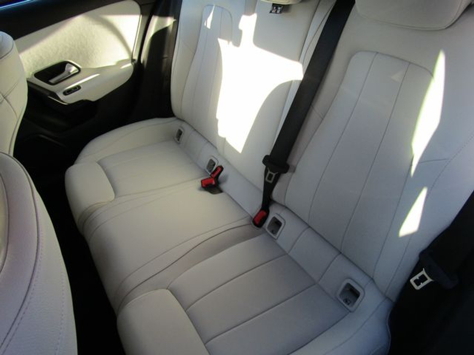 2019 Mercedes-Benz A Class A 180 5DR Auto €24,950