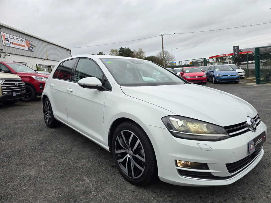 2017 Volkswagen Golf 1.4 HIGHLINE EDITION ALCANTARA SEATS REVERSING CAMERA - SIMI DEALER - LOW ROAD TAX BAND €16,750