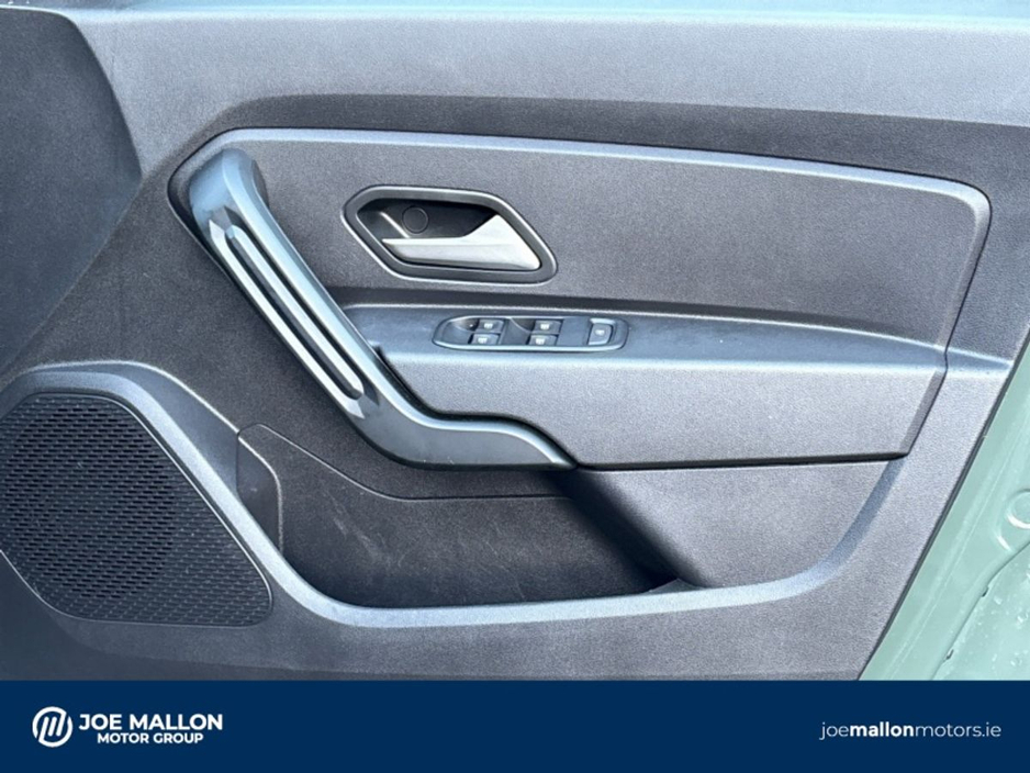 2023 Dacia Duster 1.5 Blue dCi 115 Expression €23,950