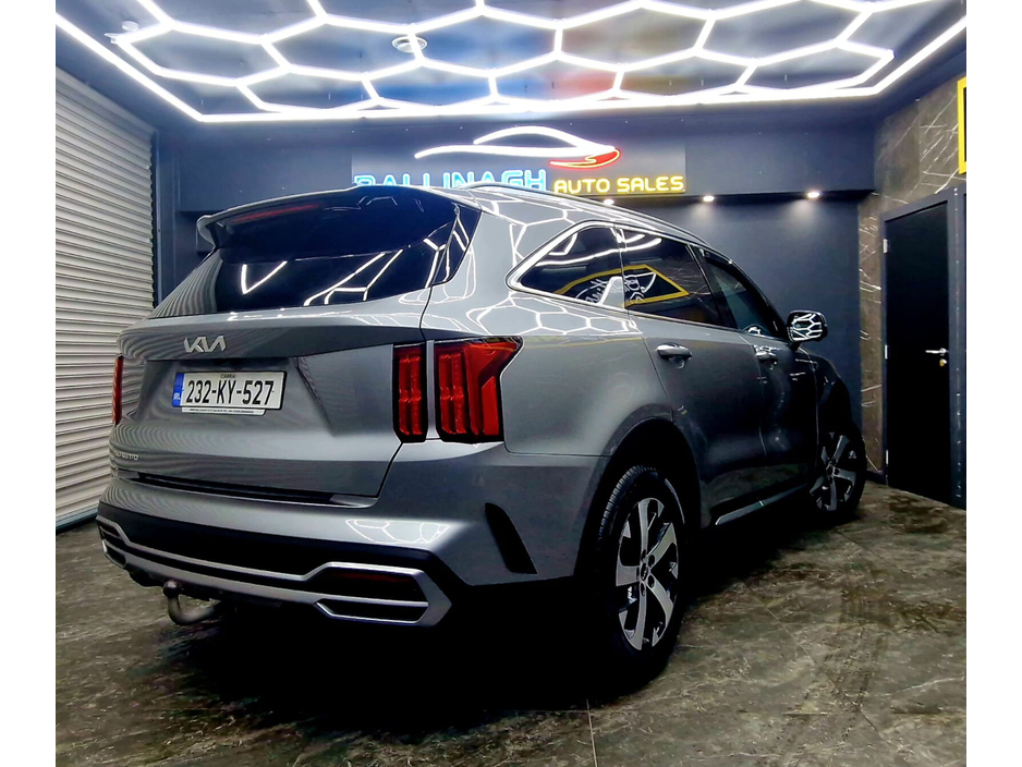 2023 Kia Sorento 2.2 K4 4X2 Diesel 7 seats €42,950