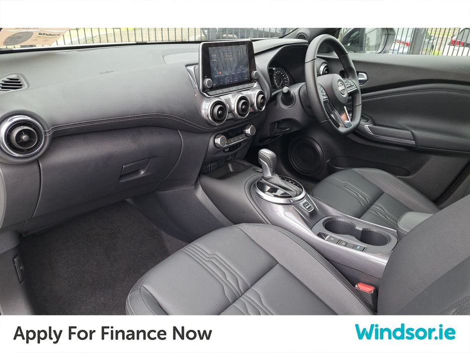 2025 Nissan Juke - image 4