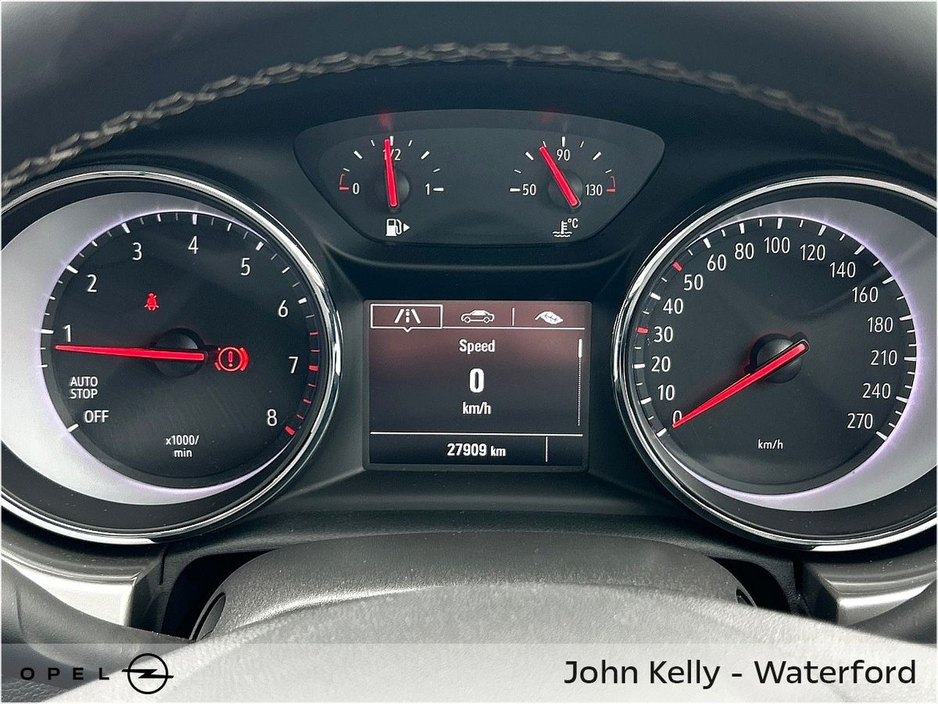 2021 Opel Astra - image 14