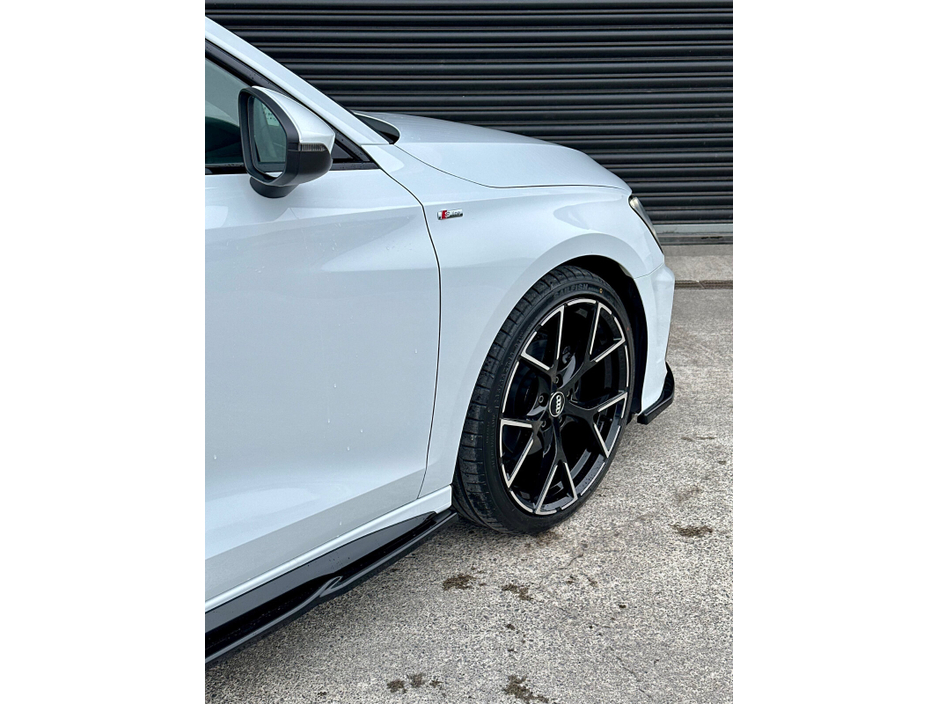 2021 Audi A3  €34,995