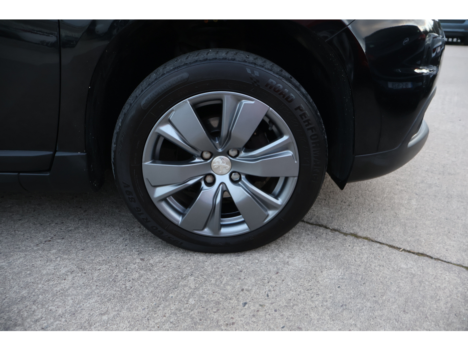 2017 Peugeot 2008 ACTIVE Low Mileage New Timing Belt & Tyres 24 Month NCT! €10,995