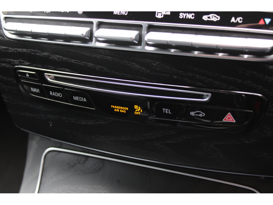 2018 Mercedes-Benz C Class - image 15