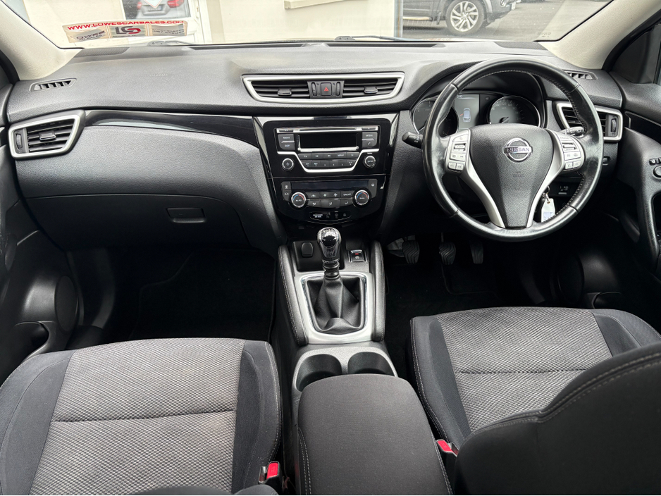 2015 Nissan Qashqai - image 7