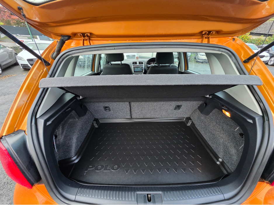 2015 Volkswagen Polo CROSS ( 152 REG ) 1.2 TSI HIGHLINE  CROSS EDITION / PARKING SENSORS / CLIMATE CONTROL // ONLY 58,060KLMs / SIMI DEALER // €11,950