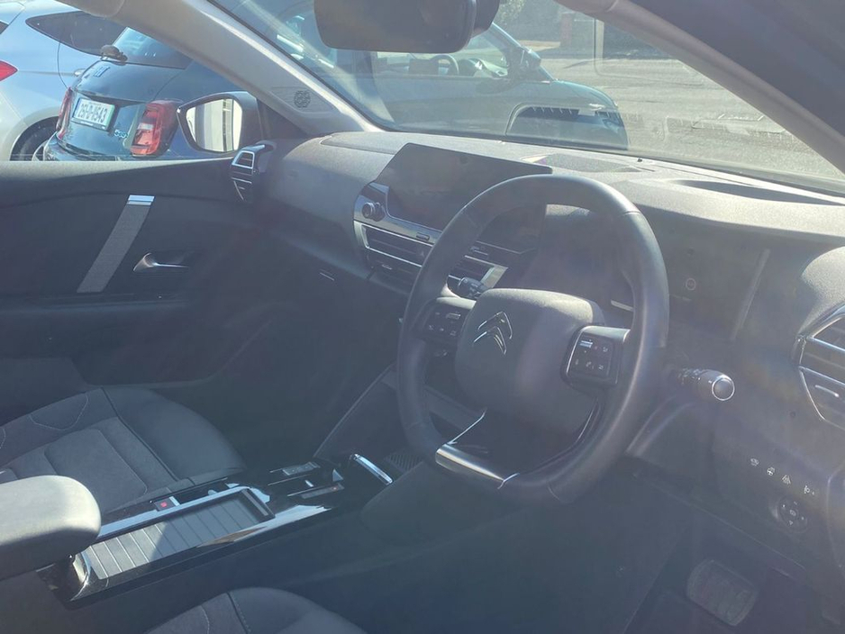 2024 Citroen C4 - image 15