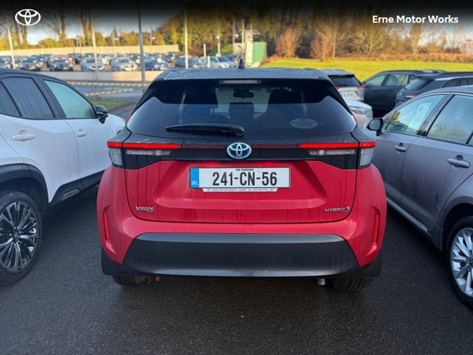 2024 Toyota Yaris Cross YARIS CROSS LUNA SPORT €30,950