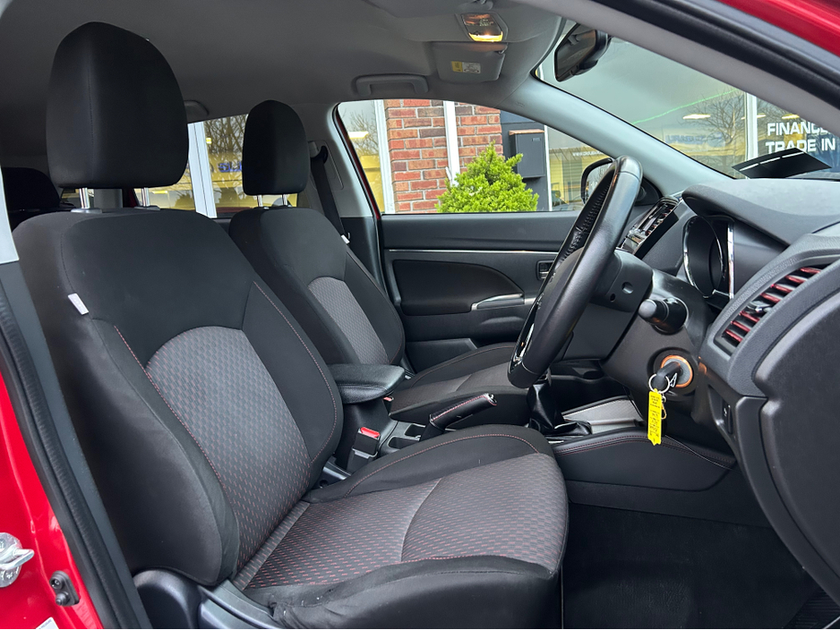 2018 Mitsubishi ASX - image 21