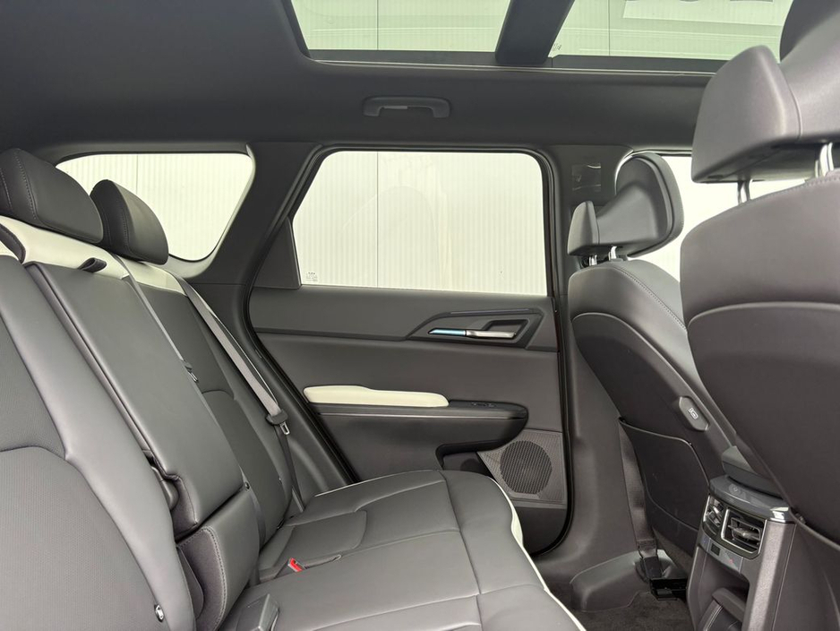 2026 Kia EV5 - image 32