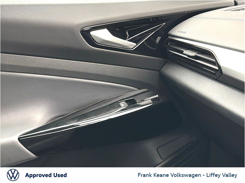 2024 Volkswagen ID.4 - image 18