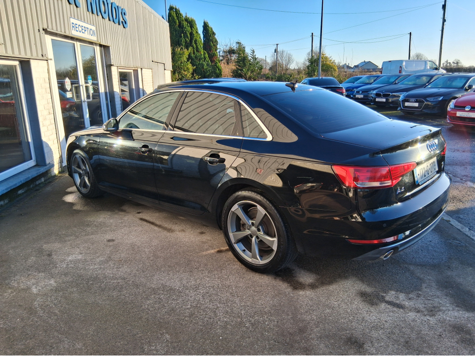 2017 Audi A4 - image 10