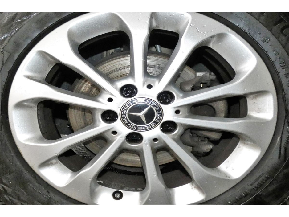 2017 Mercedes-Benz GLA Class GLA 180 *HALF LEATHER*REVERSE CAM*PARK SENSORS* €20,490