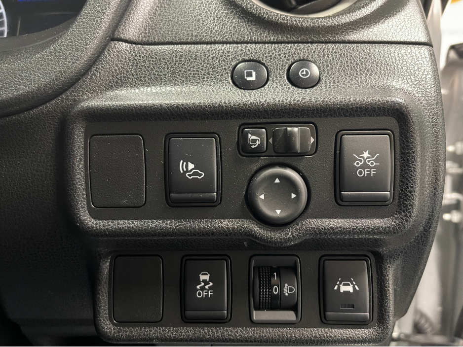 2020 Nissan Note (Low Kms) HYBRID 1.2 AUTOMATIC 5DR MODEL  www.bolandscarcentre.ie €12,900