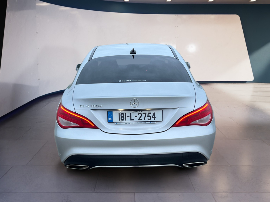 2018 Mercedes-Benz CLA Class - image 5