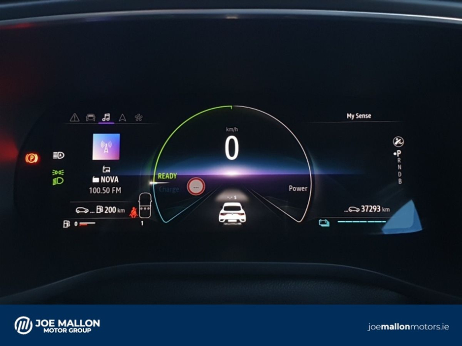 2023 Renault Arkana - image 15