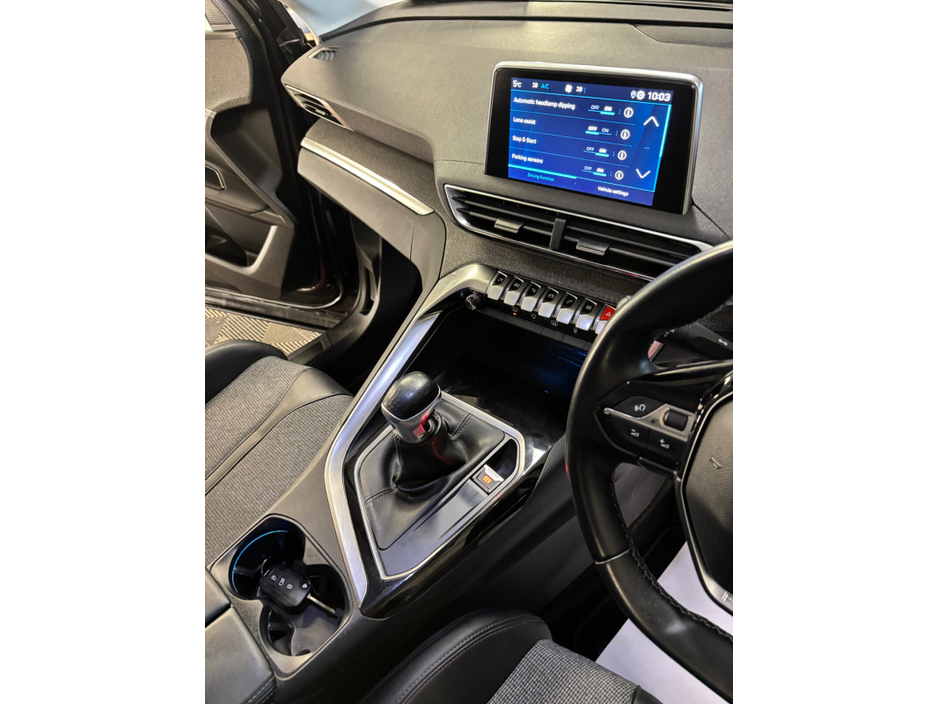 2020 Peugeot 3008 1.5 BlueHDi 130bhp Allure €17,950