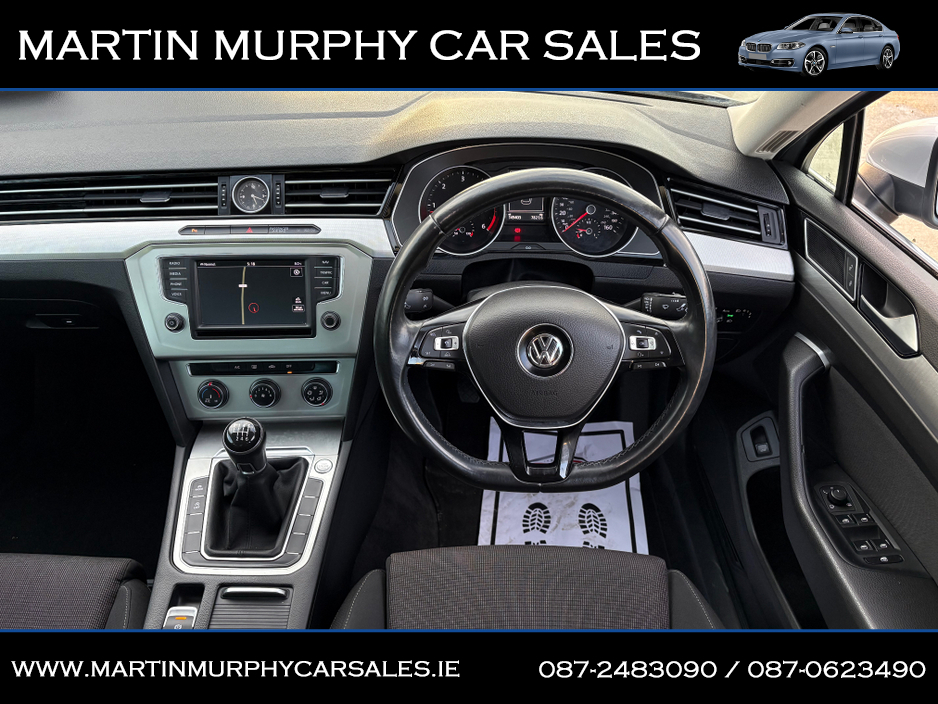 2015 Volkswagen Passat - image 13