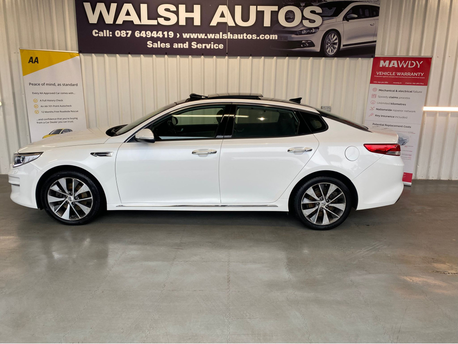 2016 Kia Optima - image 5