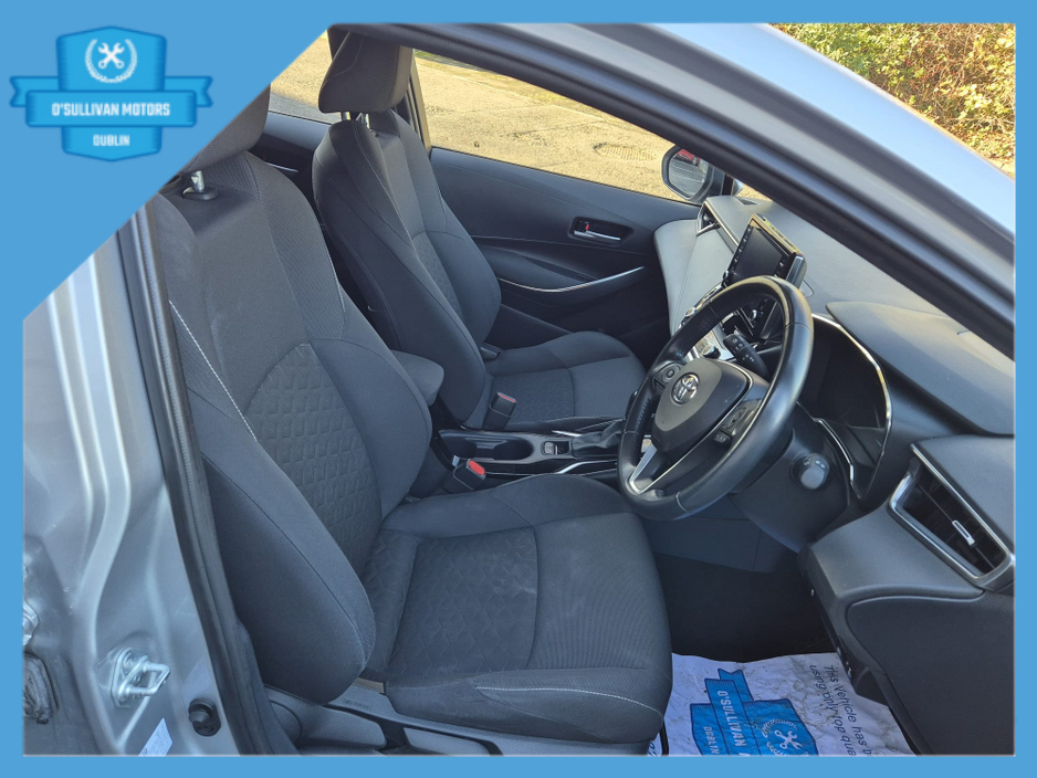 2022 Toyota Corolla - image 12