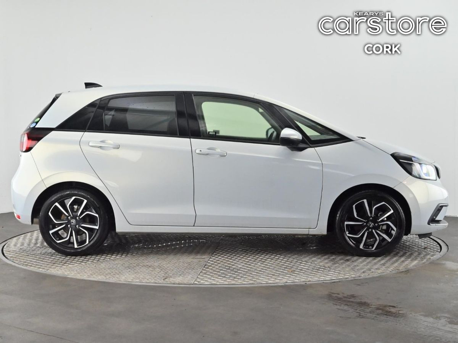 2020 Honda Fit - image 2
