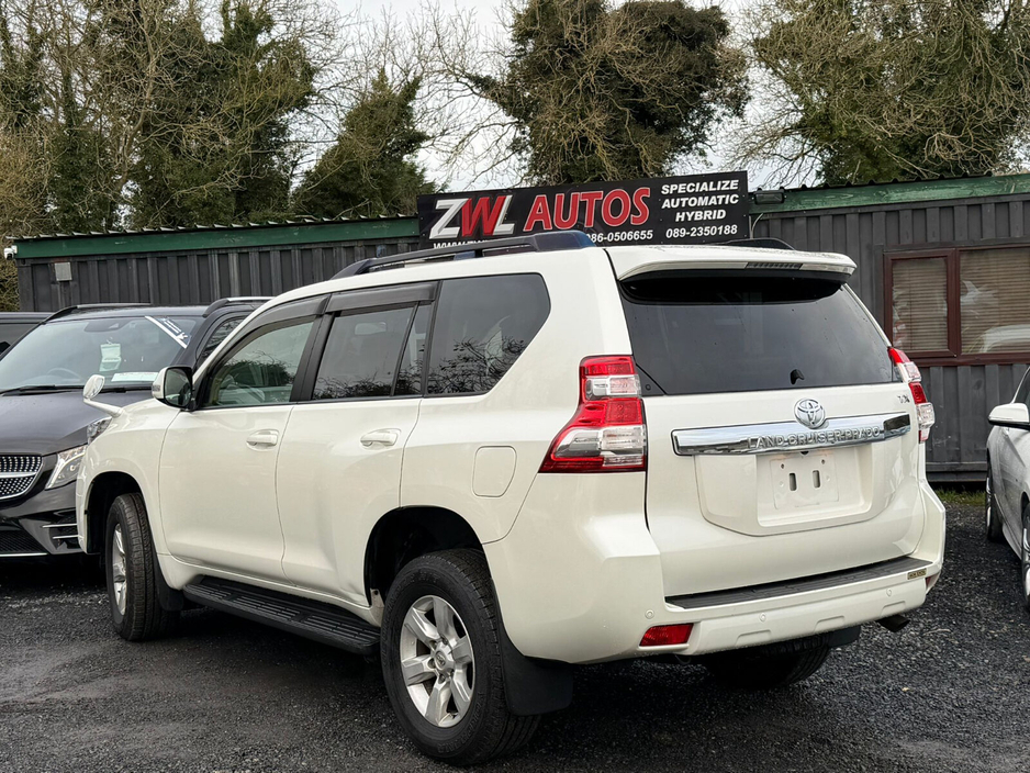 2017 Toyota Landcruiser 