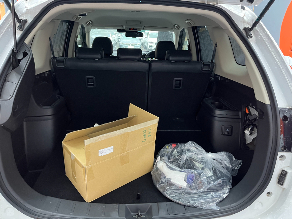 2020 Mitsubishi Outlander €23950 2020 MITSUBISHI OUTLANDER PHEV G 2.4 AUTOMATIC / CRUISE CONTROL / 360° PARKING CAMERA / ELECTRIC HEATED SEATS / HEATED STEERING WHEEL / PADDLE SHIFTERS €23,950