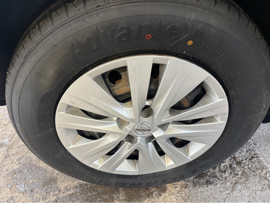 2021 Nissan Juke - image 6