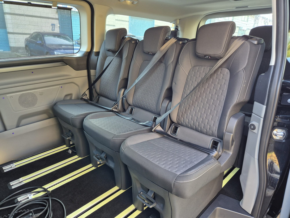 2026 Ford Tourneo Custom - image 21