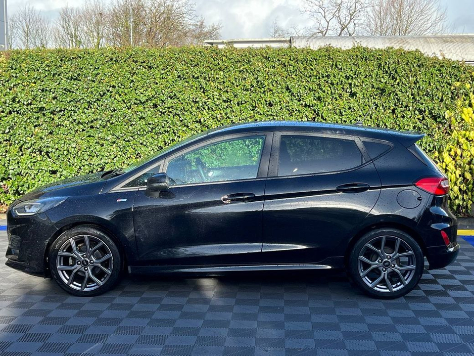 2023 Ford Fiesta ST-LINE 1.0T // VERY LOW MILEAGE // 17" ALLOYS // HEATED MULTIFUNCTION STEERING WHEEL €19,900