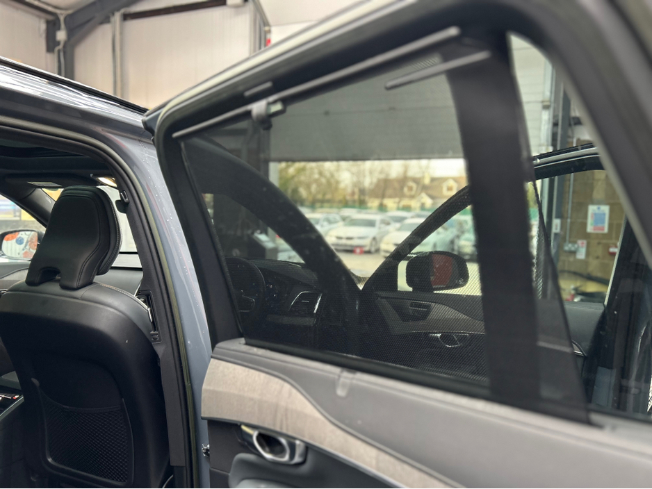 2022 Volvo XC90 - image 16