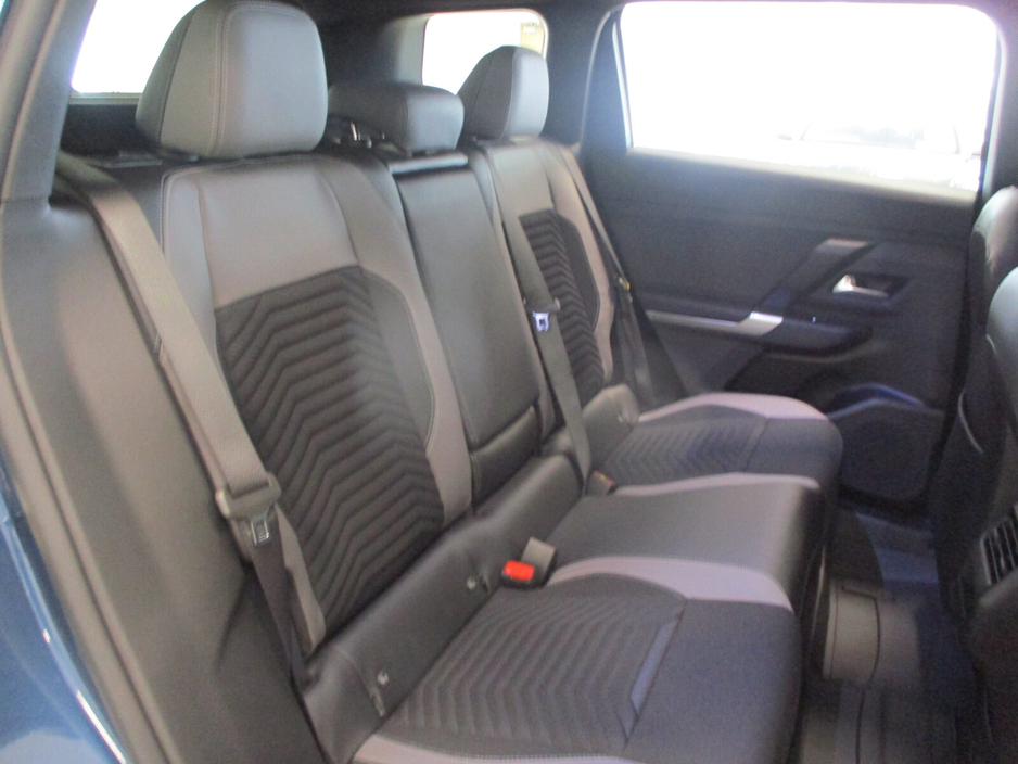 2026 Jeep Compass - image 14