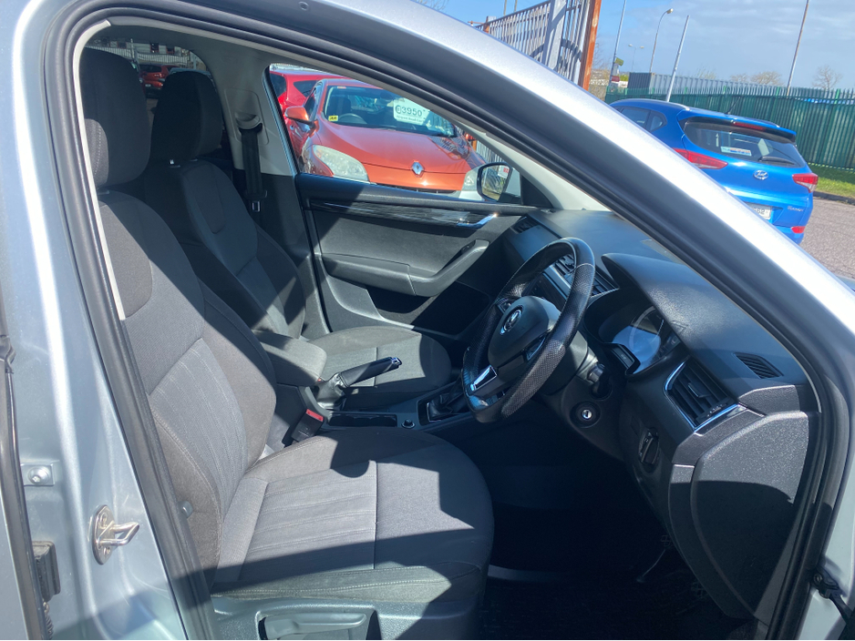 2018 Skoda Octavia - image 10