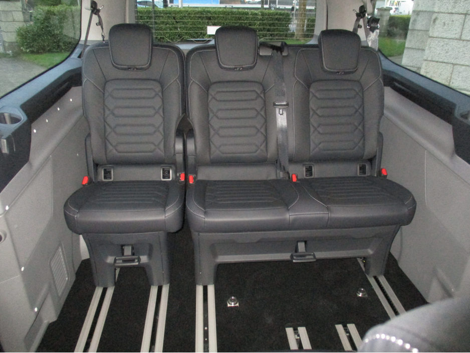 2026 Ford Tourneo TITANIUM 2.5 PHEV 9 SEATER