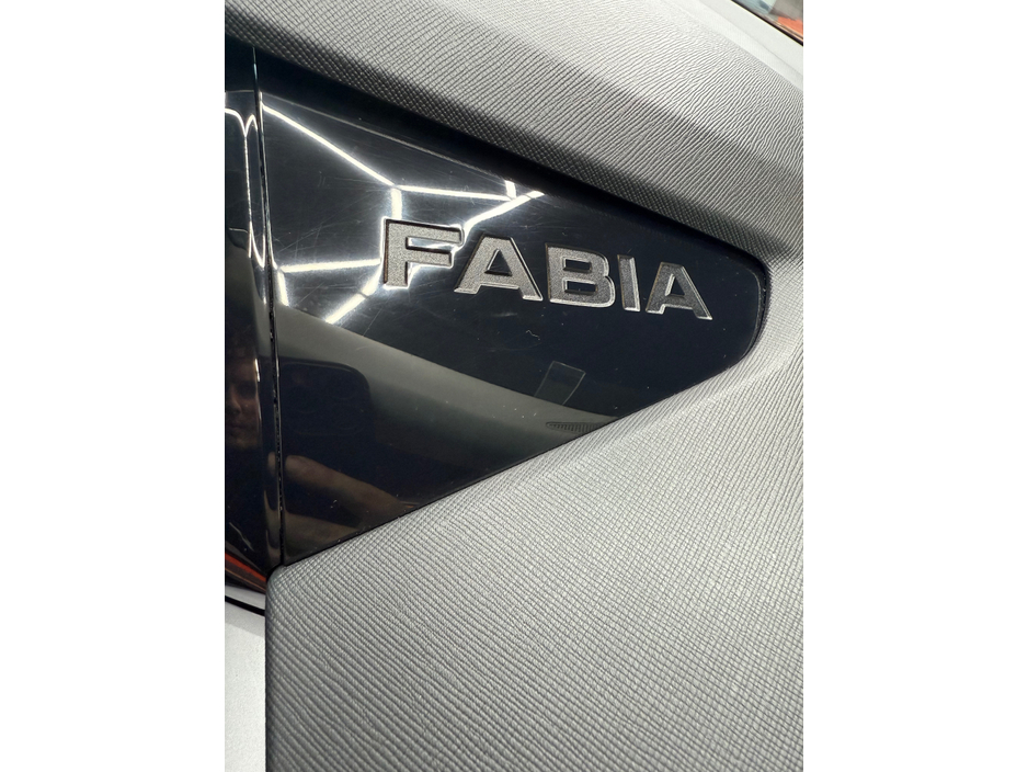 2022 Skoda Fabia - image 16