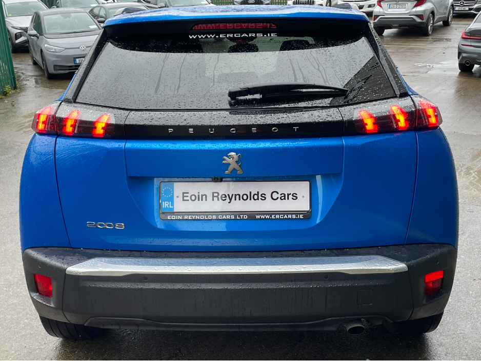 2021 Peugeot 2008 ALLURE 1.2 100 5DR LOW KMS. AS NEW! €17,995