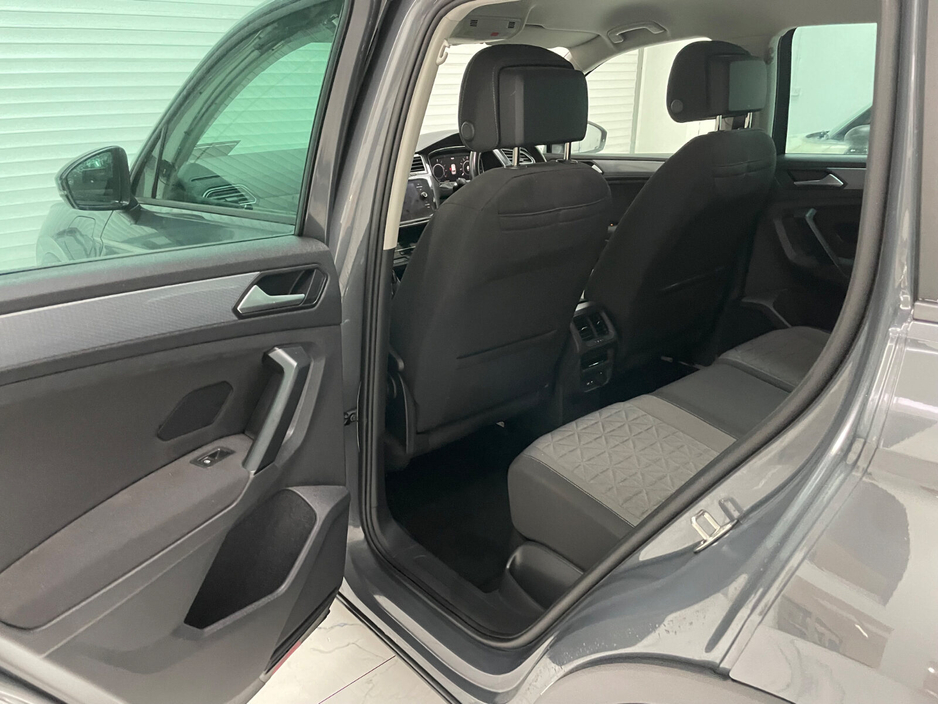 2023 Volkswagen Tiguan  €31,995
