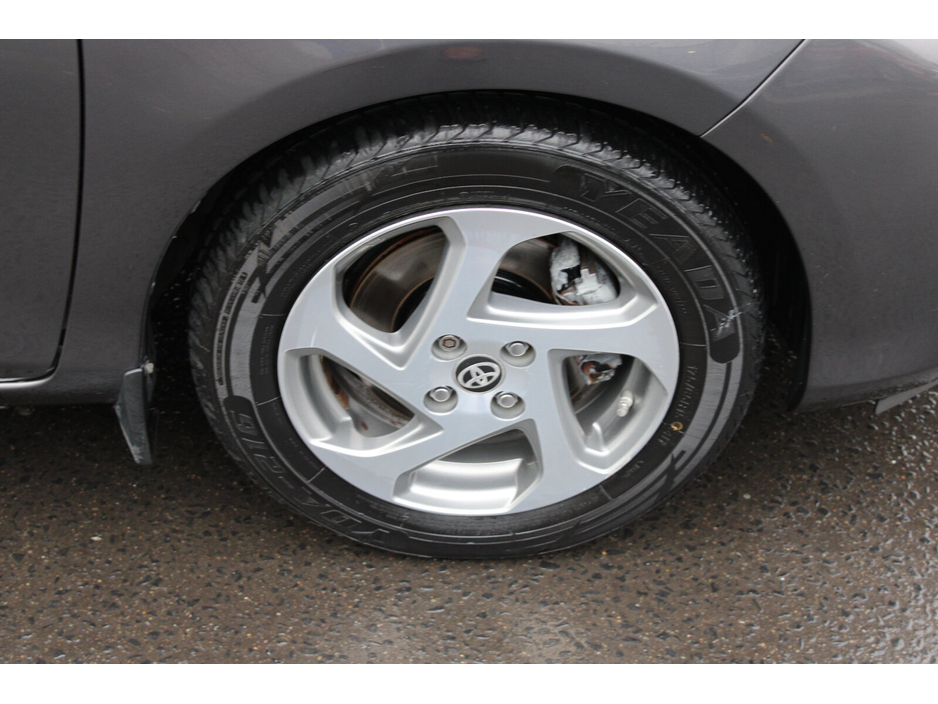 2017 Toyota Yaris Hybrid Luxury €14,950