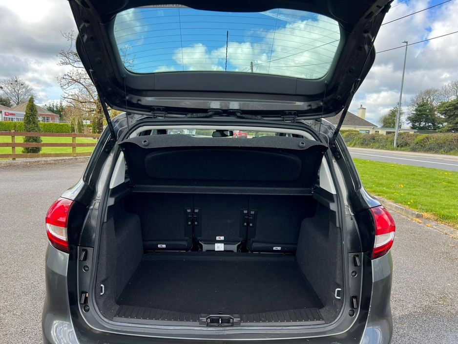 2015 Ford C-Max - image 5