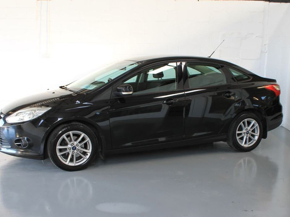 2014 Ford Focus - image 4