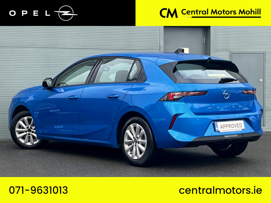 2025 Opel Astra 5 DR HATCH SC 1.2I 110PS PETROL €27,950