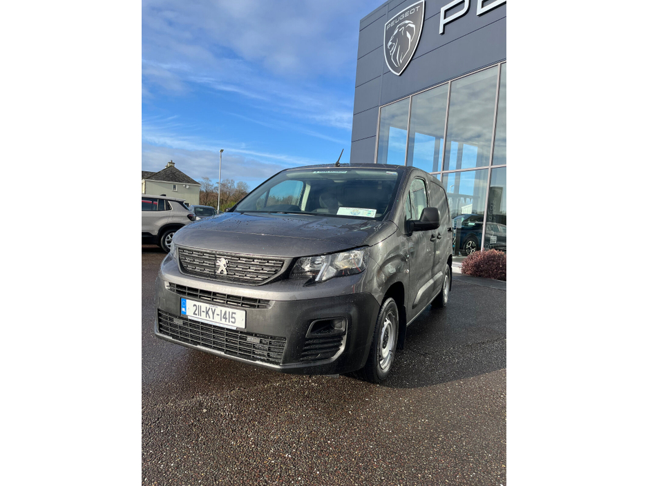 2021 Peugeot Partner 