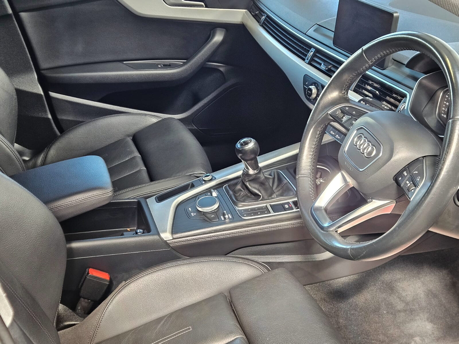 2018 Audi A4 - image 16
