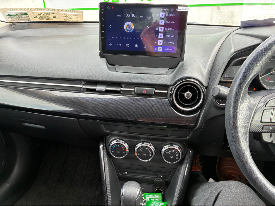 2015 Mazda Demio - image 19