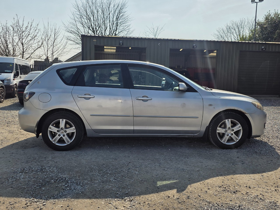 2007 Mazda Mazda3 - image 8