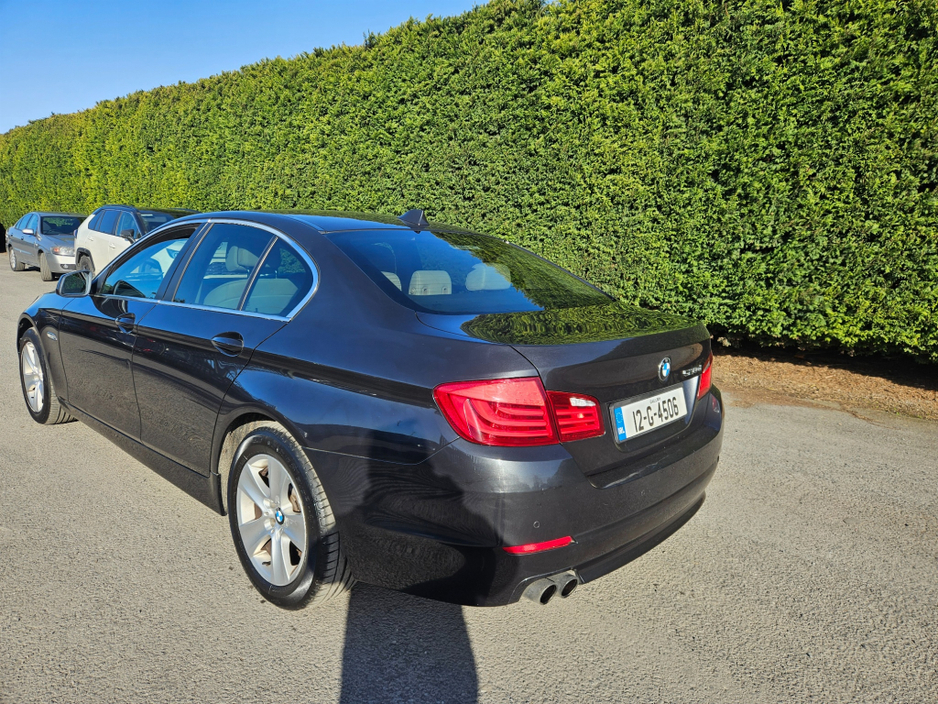 2012 BMW 5 Series - image 6