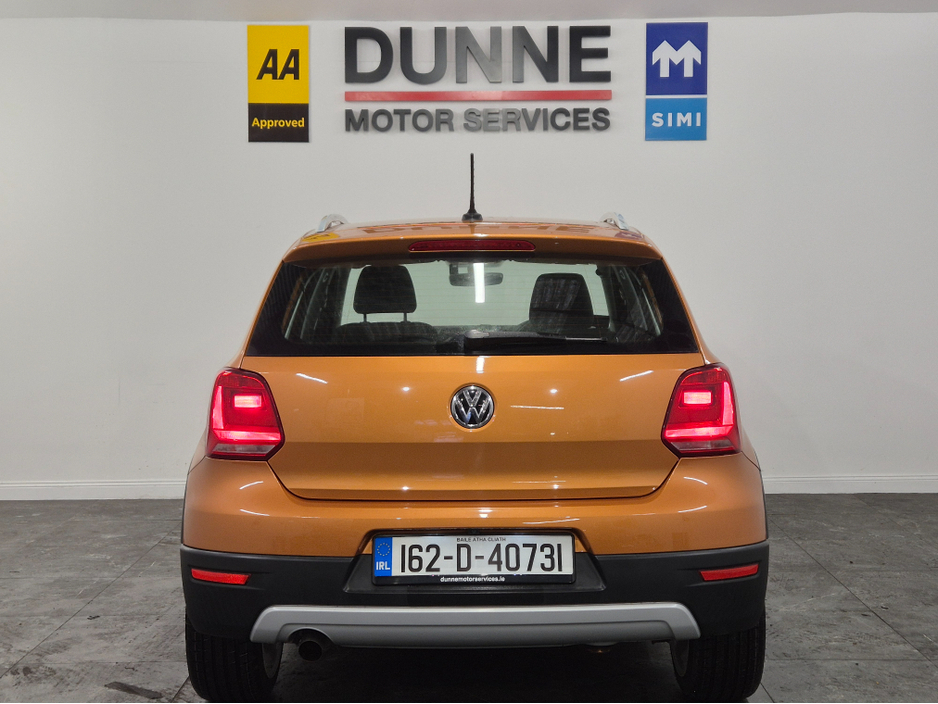 2016 Volkswagen Polo - image 29