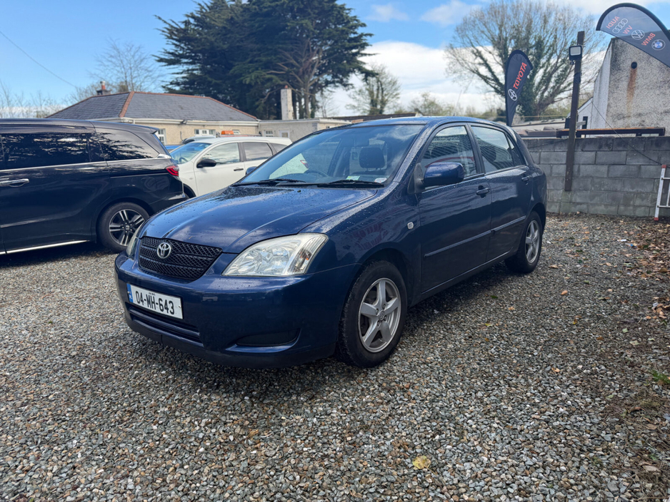 2004 Toyota Corolla - image 3