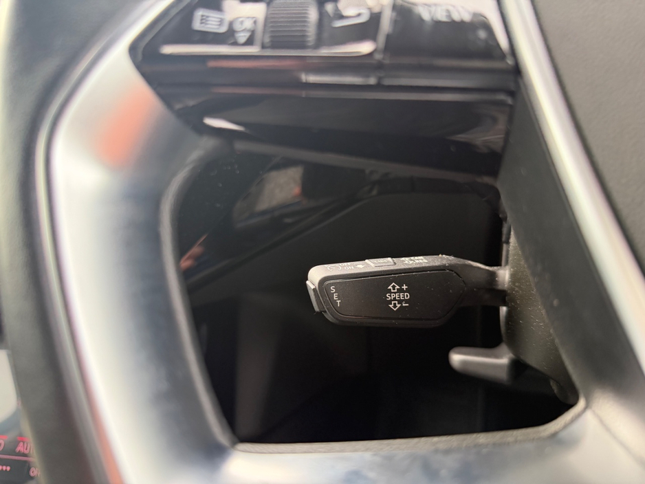 2022 Audi e-tron - image 20